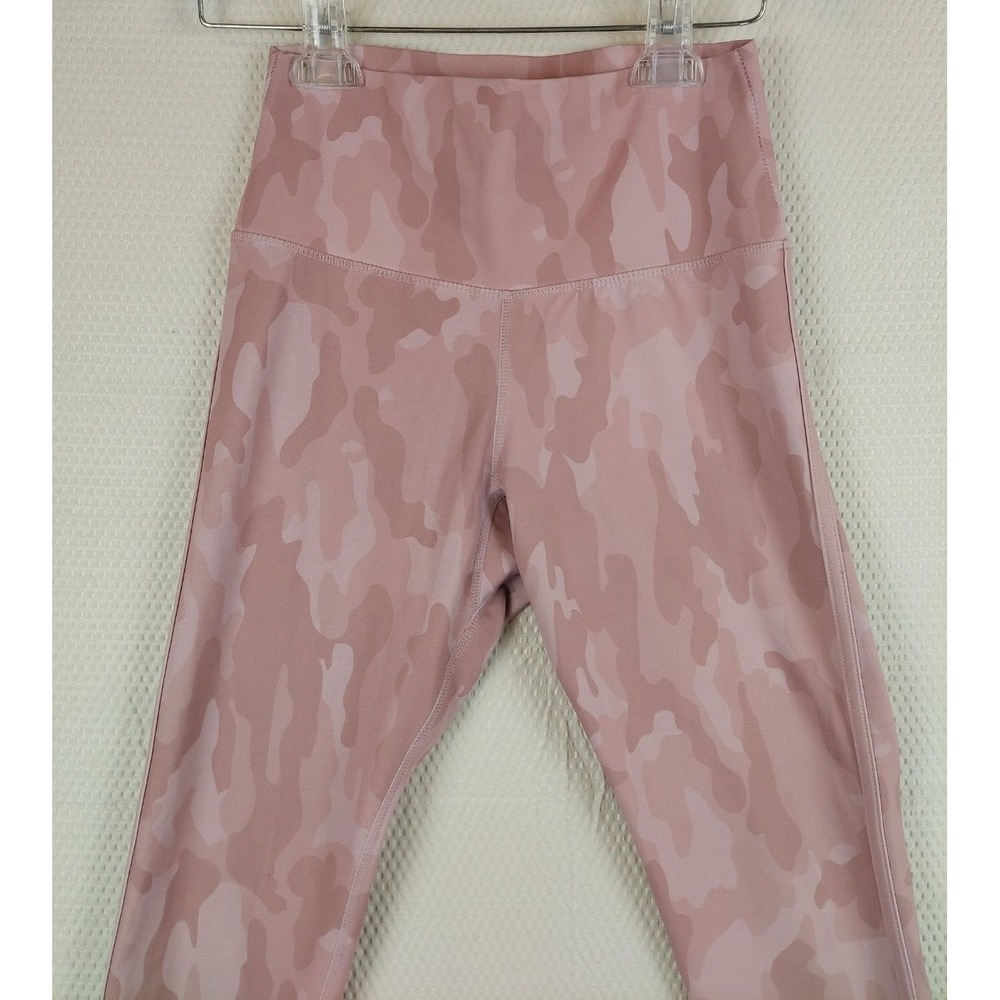 Buff Bunny Collection Pink Camo Leggings Size Medium Activewear Workout Pants - Picture 2 of 5